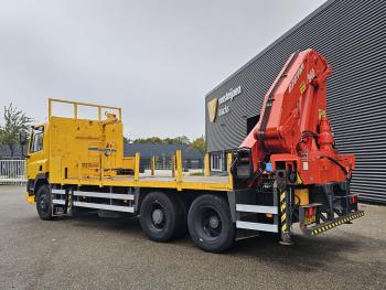 DAF CF 85.330 ATI / 40 t/m CRANE / KRAN / 8.500 km!